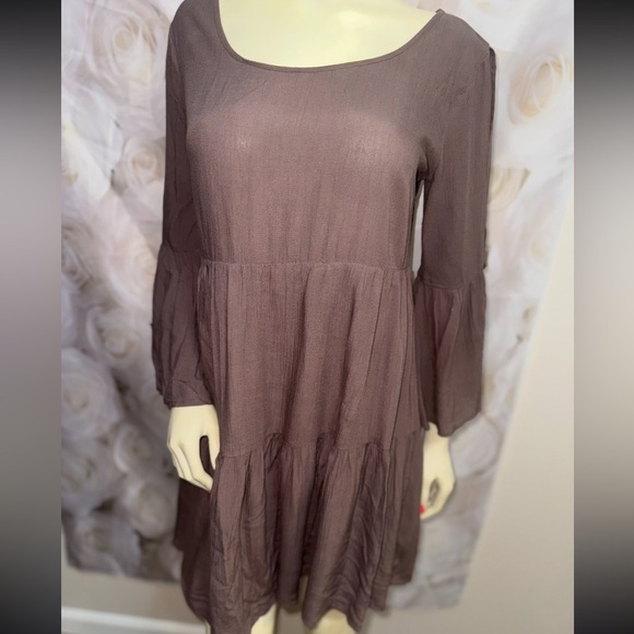 ENTRO |  mushroom /Cream Lace Back  Tiered boho Babydoll Dress size M - Picture 9 of 15